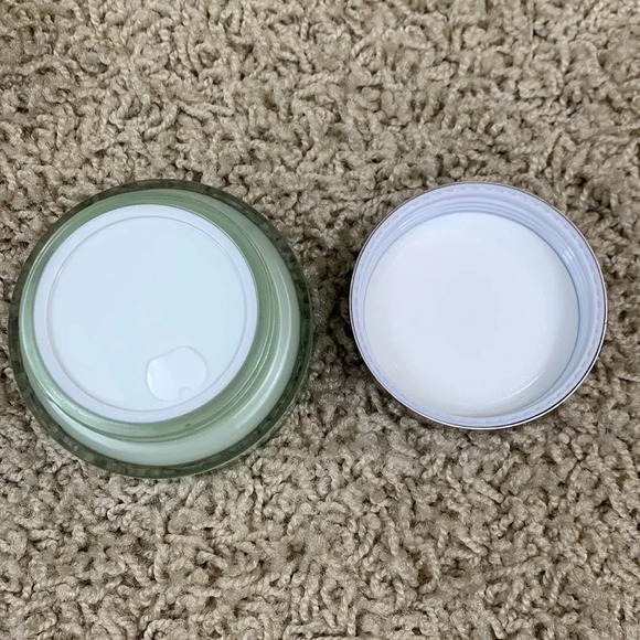 New Avon Farm Rx super greens cooling gel moisturizer - Picture 5 of 8